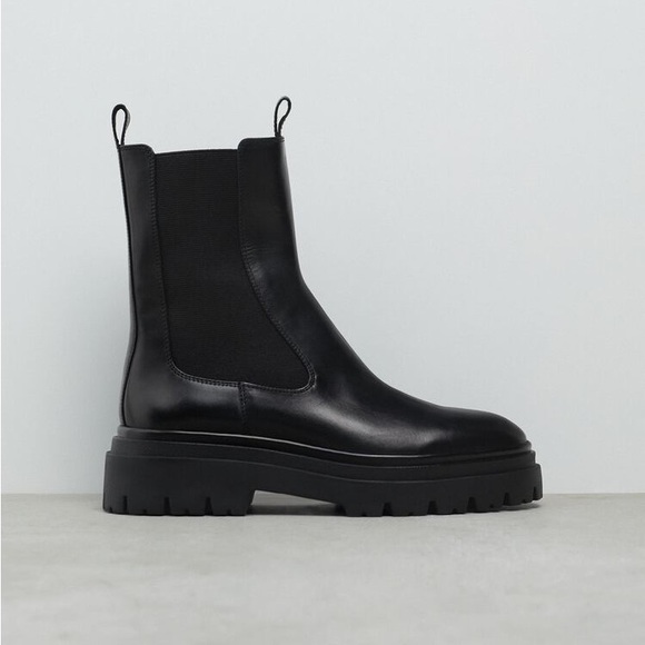 Zara Black Ankle Boots - Picture 1 of 4